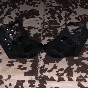 Black heels